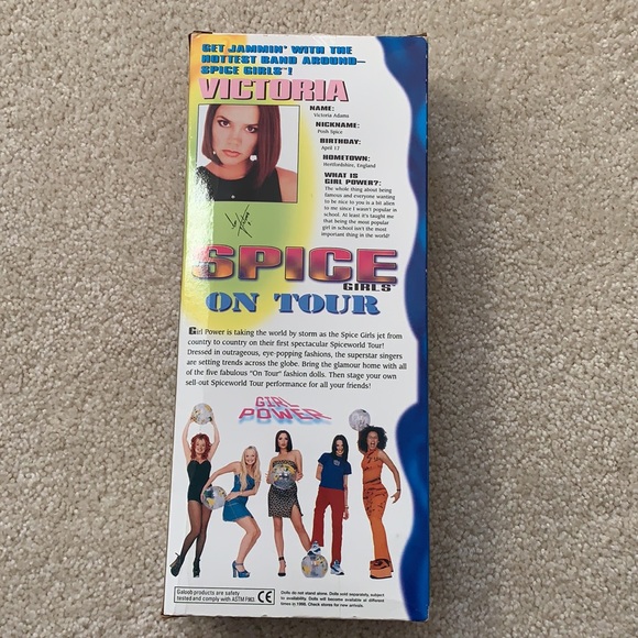 Vintage 1998 New in the Box Posh Spice Girls On Tour - Picture 6 of 16